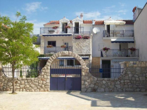 Отель Apartment Jezera 5057c  Йезера